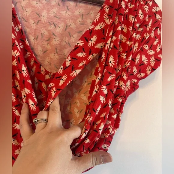 Seraphine Red Floral Nursing Wrap Dress - Picture 3 of 8